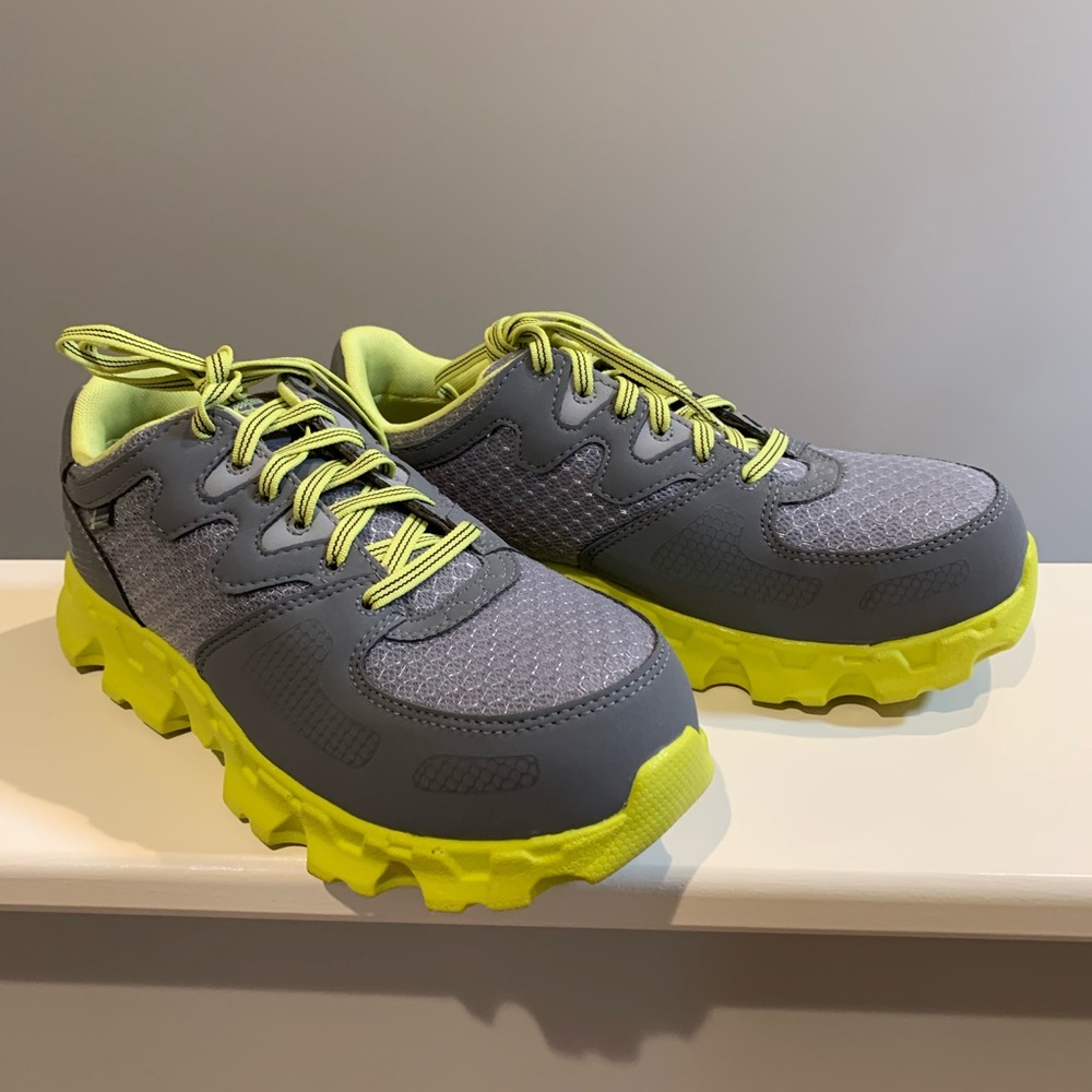 Timberland Pro Powertrain Women’s Anti-Fatigue ESD Alloy Safety Toe Work Shoes